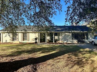 1612 Terrace Rd, Cleveland, MS 38732