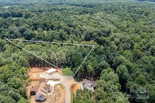 150 Castleview Ln, Mooresville, NC 28115
