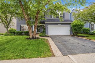 39W435 W  Mallory Dr, Geneva, IL 60134