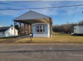 325 W  Main St, Burlington, MI 49029