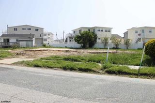 115 8th St N, Brigantine, NJ 08203