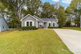9201 Christina Marie Ct, Charlotte, NC 28213