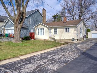 1038 E  Madison St, Lombard, IL 60148