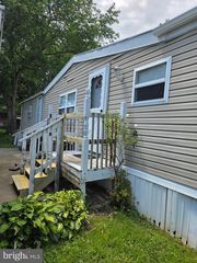 1 Victory Ave #77, Pennsville, NJ 08070