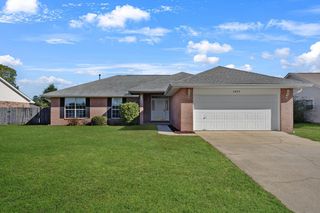 2835 Atoka Trl, Crestview, FL 32539