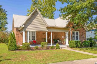 931 S  8th St, Mayfield, KY 42066