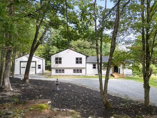 172 Franklin Road, Vernon, VT 05354