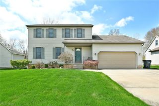 3462 Starwick Dr, Canfield, OH 44406