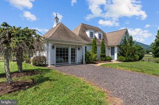 889 Fort Valley Rd, Sperryville, VA 22740