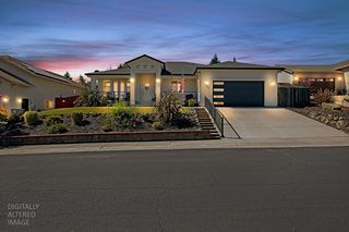 12420 Morning Mist Ln, Auburn, CA 95602