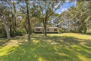 86079 Big Leaf Ln, Yulee, FL 32097