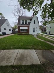 2428 Norbert St, Flint, MI 48504