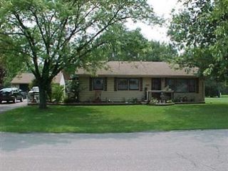 400 W  Brook Dr, Valparaiso, IN 46385