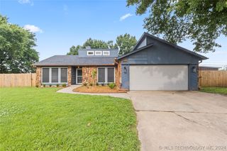 312 S  24th St, Broken Arrow, OK 74014