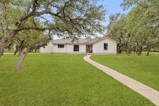 15 Encinitas, Johnson City, TX 78636