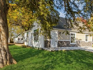 215 S  Railroad St, Truro, IA 50257