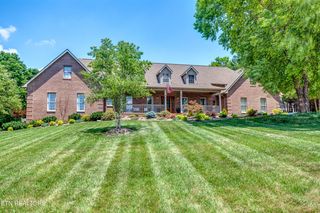 1980 Carpenters Grade Rd, Maryville, TN 37803