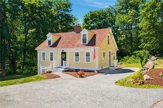 44 Old Great Rd, North Smithfield, RI 02896