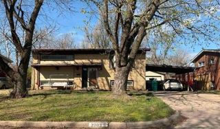 2203 S  Bennett St, Wichita, KS 67213