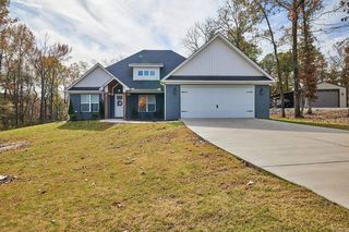 1016 Avilla Cove Dr, Alexander, AR 72002