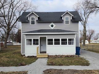 414 N  Indiana St, Remington, IN 47977