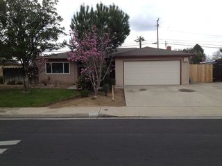 3298 Claremont Ave, Clovis, CA 93611
