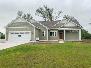 5902 Lynn Dr, Allendale, MI 49401
