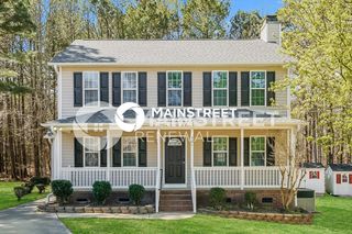 321 Hocutt Dr, Clayton, NC 27520