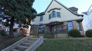 105 E  30th St, Kansas City, MO 64108