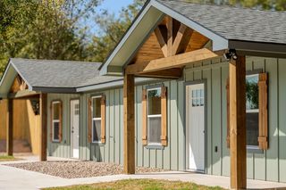 6328 Ted Trout Dr #B, Lufkin, TX 75904