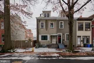 434 S  6th St, Reading, PA 19602
