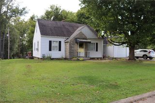 1300 Brooklyn Ave, Cambridge, OH 43725