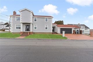 45 Hazelwood Ave, East Providence, RI 02914