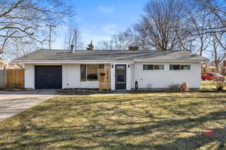 2526 Monroe Ave NE, Grand Rapids, MI 49505