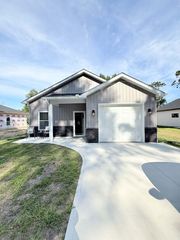 1468 S  16th St, Terre Haute, IN 47802