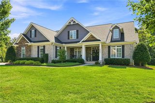 4803 Hampton Oak Ct, Clemmons, NC 27012