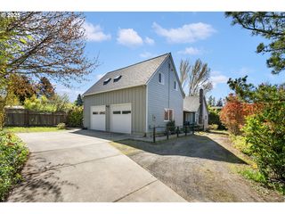 6218 SW Garden Home Rd, Portland, OR 97219