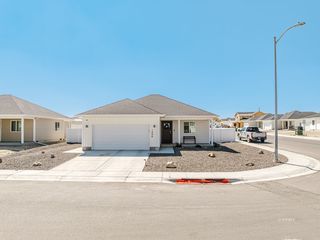 1486 Daisy Dr, Elko, NV 89801