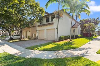 8934 SW 227th Ter, Cutler Bay, FL 33190