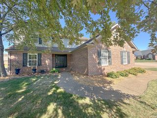 2928 Brink Dr, Evansville, IN 47725