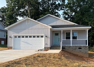 604 Marigold Dr, Kannapolis, NC 28083