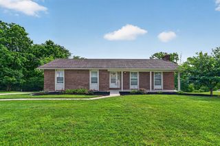 23814 Jeb Dr, Lawrenceburg, IN 47025