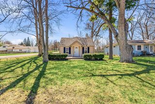 19598 Yoder St, South Bend, IN 46614