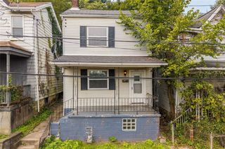 429 Alexander St, Mc Kees Rocks, PA 15136