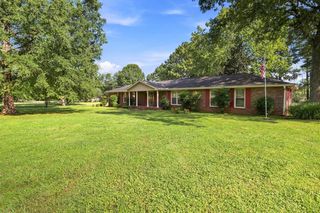 112 Cedar Way Dr, Lebanon, TN 37087