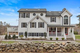 18 Beekman Place, Madison, CT 06443