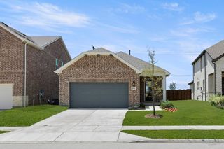 5941 Laurel Lake Ln, Pilot Point, TX 76258
