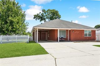 2433 Congressman Hebert Dr, Chalmette, LA 70043