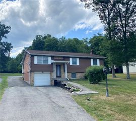 191 Lairds Crossing Rd, Worthington, PA 16262