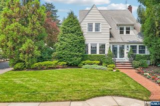 86 Walthery Ave, Ridgewood, NJ 07450